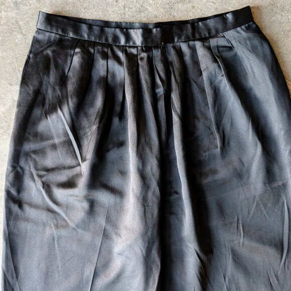 Vintage Spitalnick and Co Black High Rise Pleated Tapered Silk Pants - Picture 4 of 9